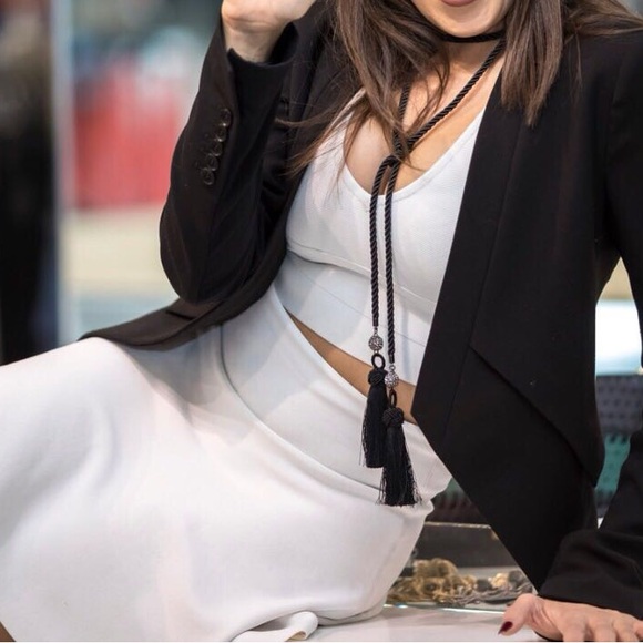 Iconic BCBGMAXAZRIA Bandage Reversible Crop Top Cream White - XS - Picture 4 of 9